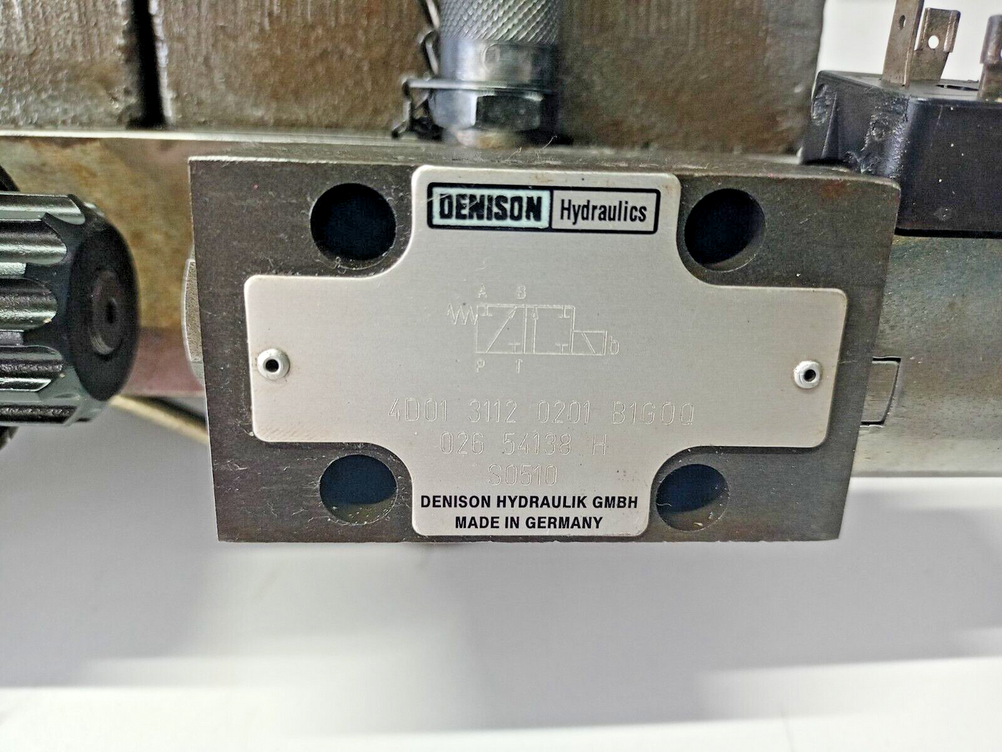 MacGREGOR Cranes Part No.: 1098378 Hydraulic valve block complete - New Surplus