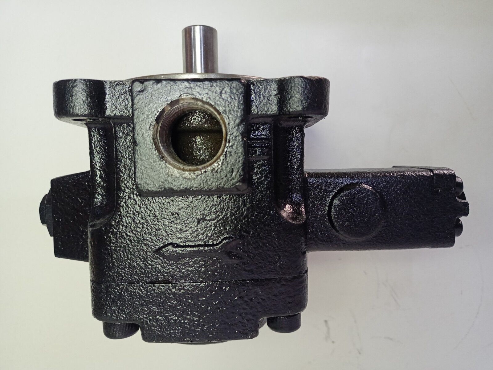 Qcist variable vane pump VVP40/70 Hydraulic vane pump - Refurbished & Tested