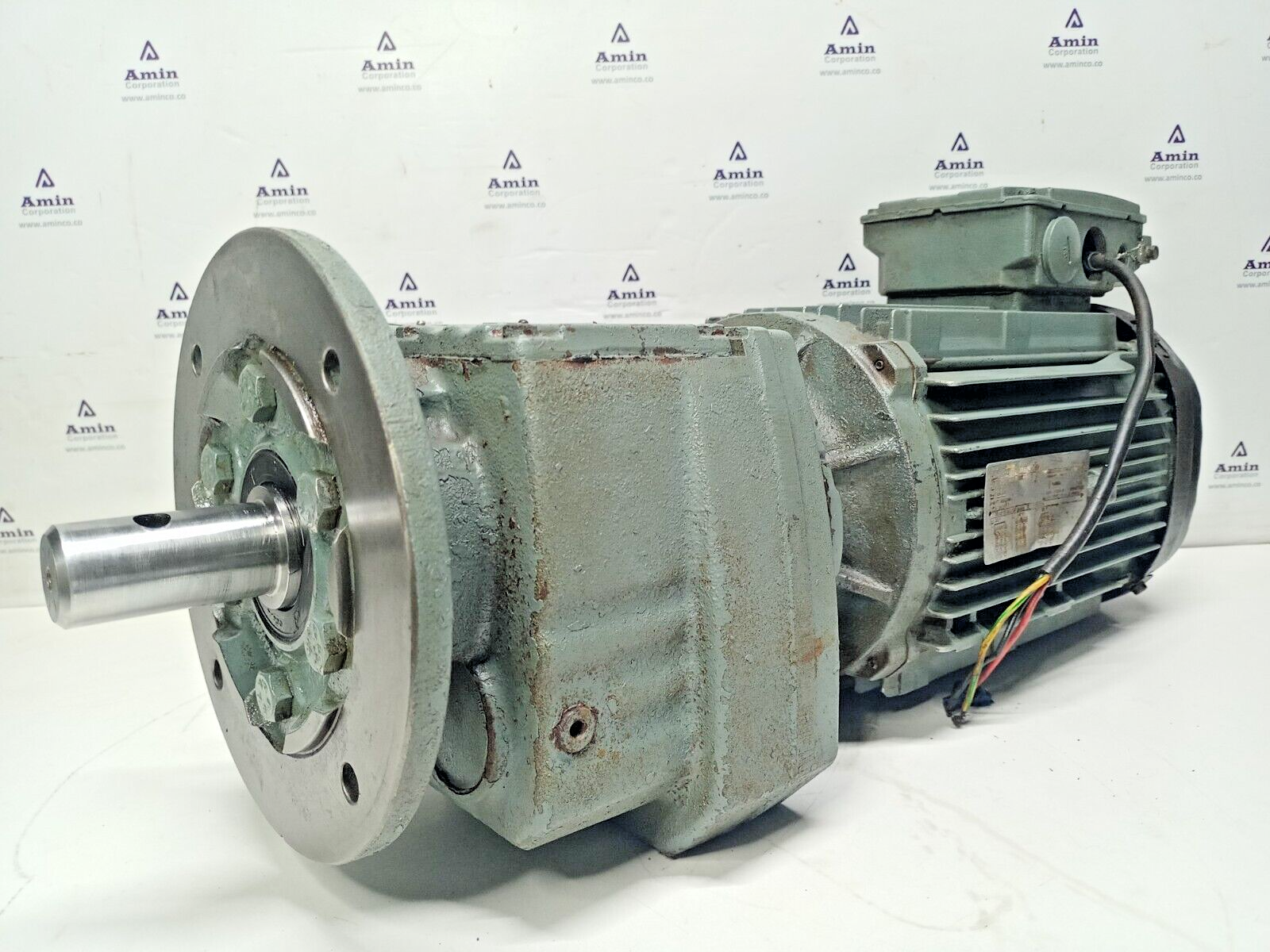Sew-Eurodrive RF57 DRN100L4 gear unit gear motor