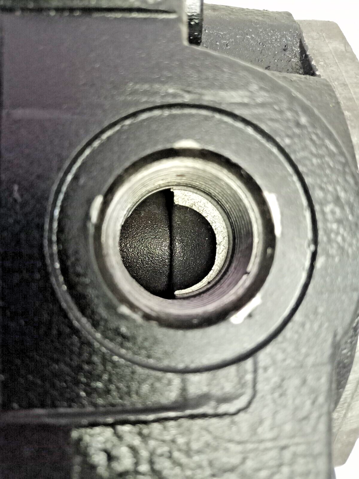 Oilgear PVM-022-B1UB-RDAY-P-1NNSN-AN-07-118 Hydraulic pump - Refurbished, Tested