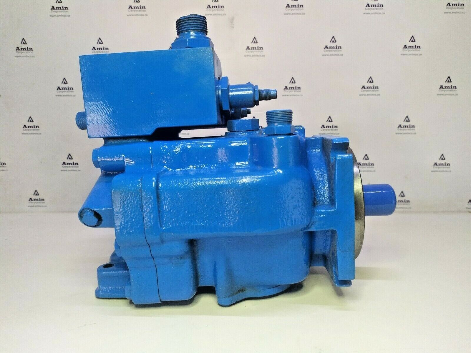 Vickers PVH57QIC RF 1S 10 C25 31 SF2 Hydraulic Piston Pump