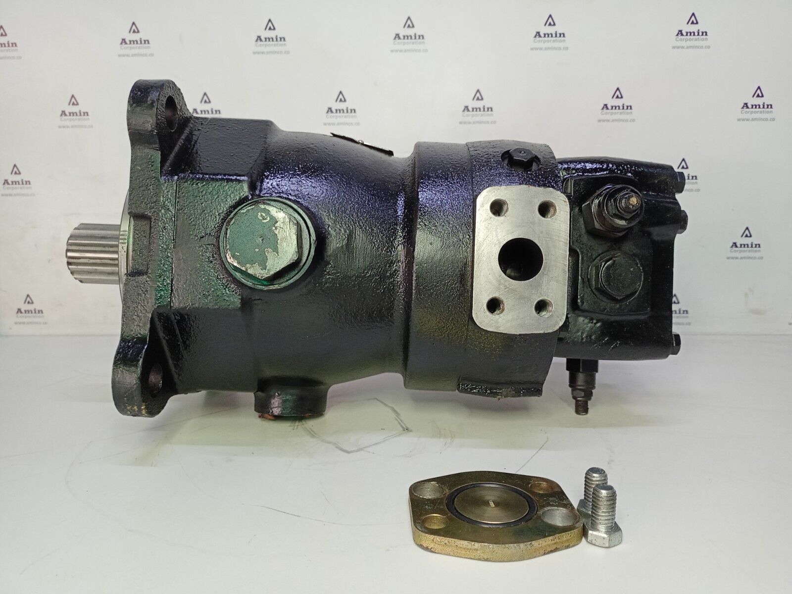 Flodraulic/Dynapower S-1698289, 10339261-001 Hydraulic motor 6 in3/rev. 6000psi