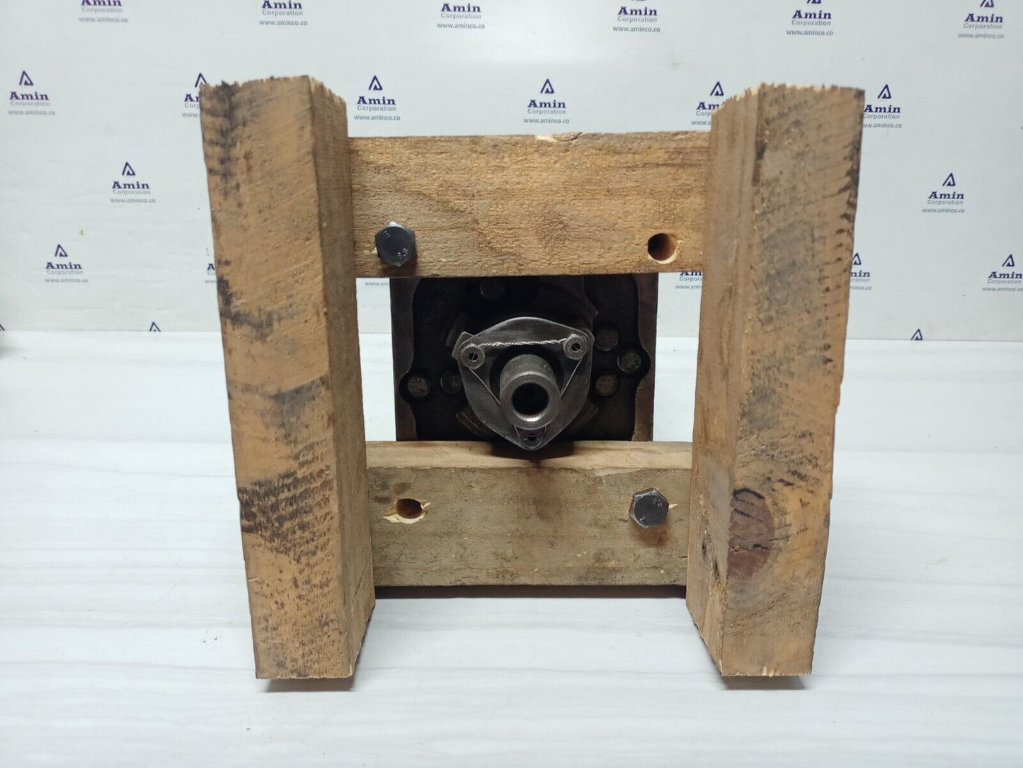 Woodward UG-8 Part No. 8520-312 Governor 1115-1550 rpm