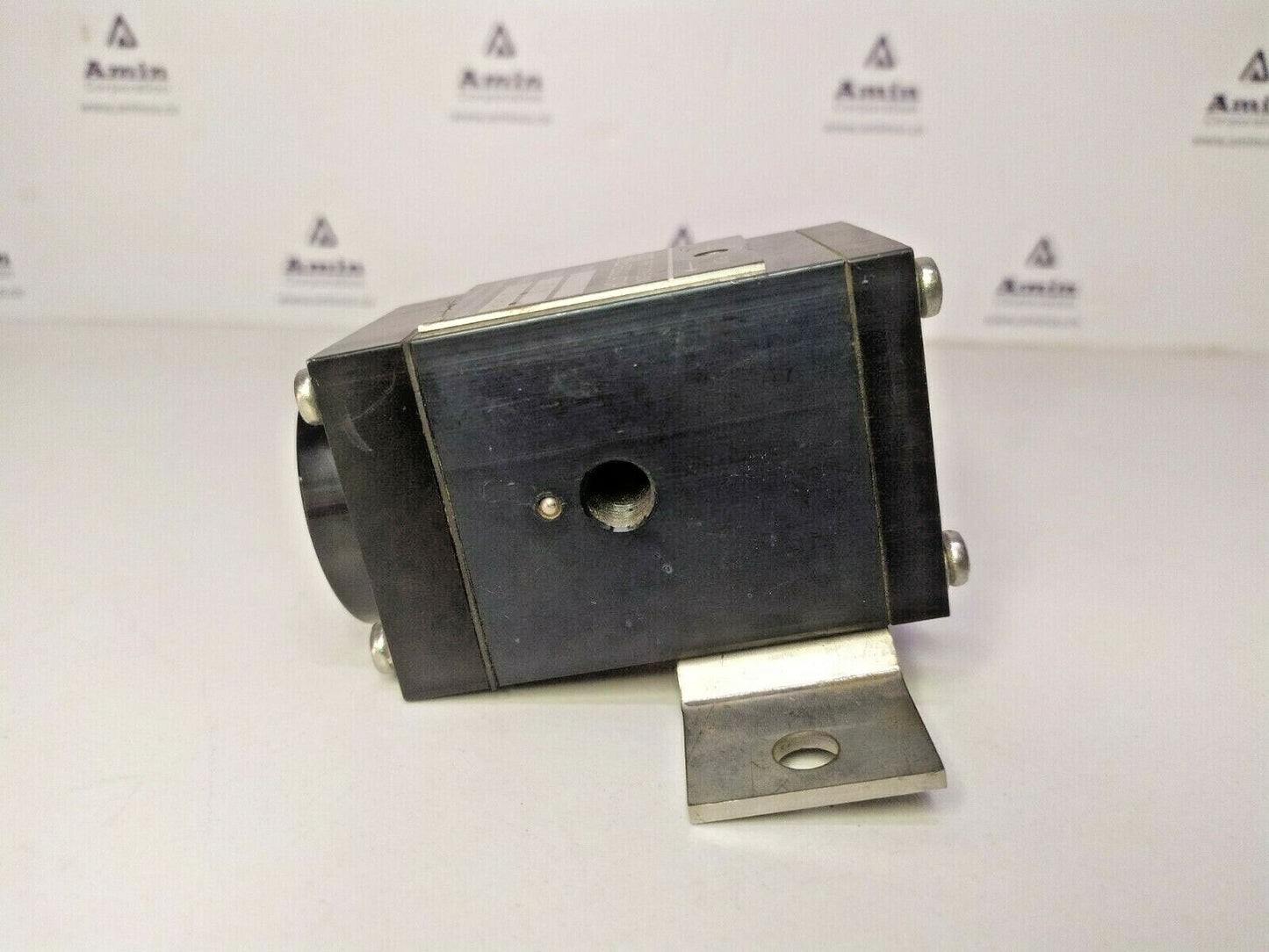 HNL Precision Flow Regulator 1735-1103 - NEW SURPLUS