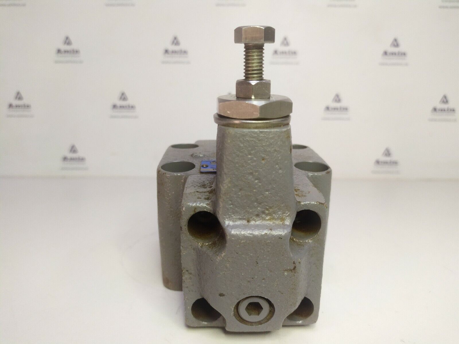 Tokimec XG-03-F-20-JA-S34-J Pressure reducing valve Max. 20 Mpa - NEW