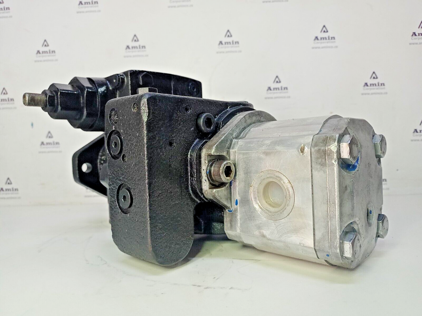 Oilgear PVM-022-B1UB-RDAY-P-1NNSN-AN-07-118 Hydraulic pump - Refurbished, Tested