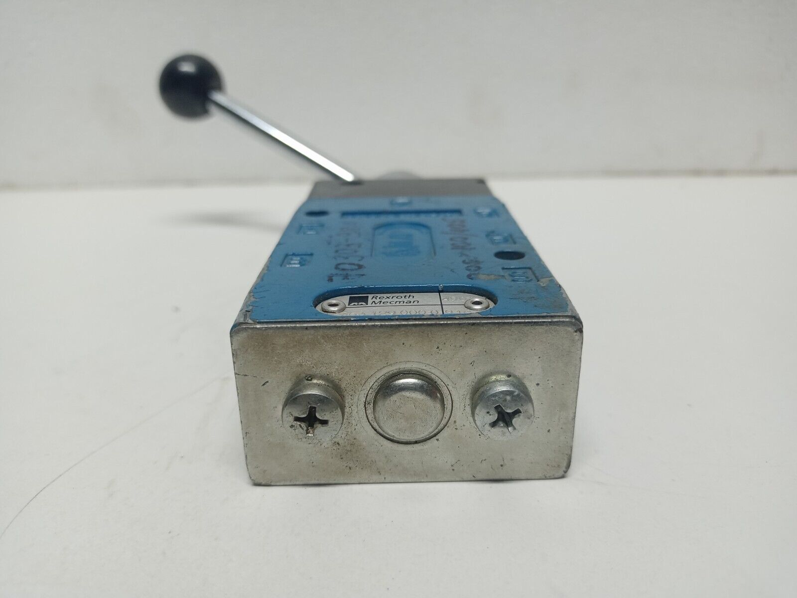 Rexroth 363 129 000 0 916 Pneumatic 3/2 way Valve