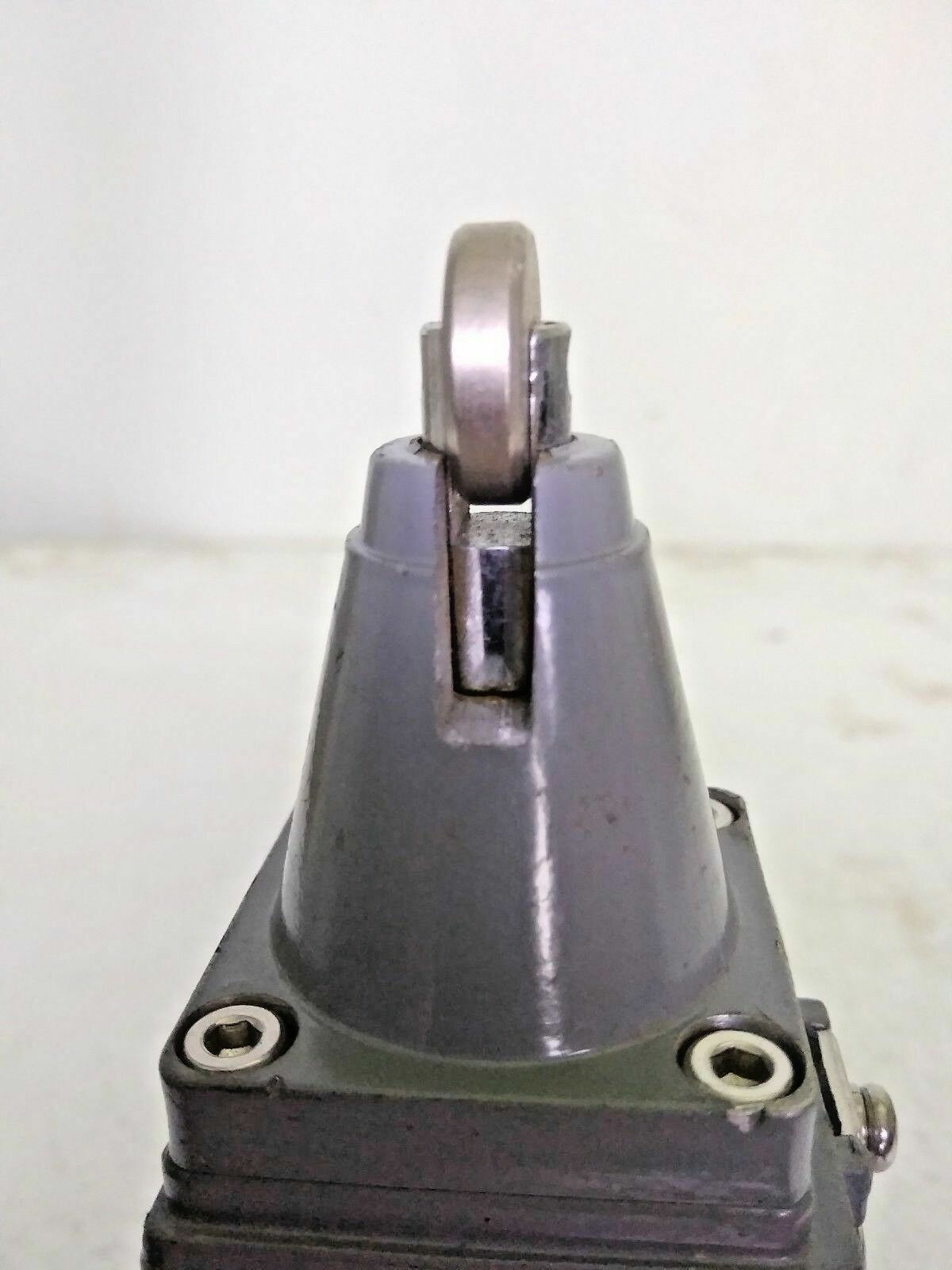 Q-light Limit Switch SLP2130 RP - NEW