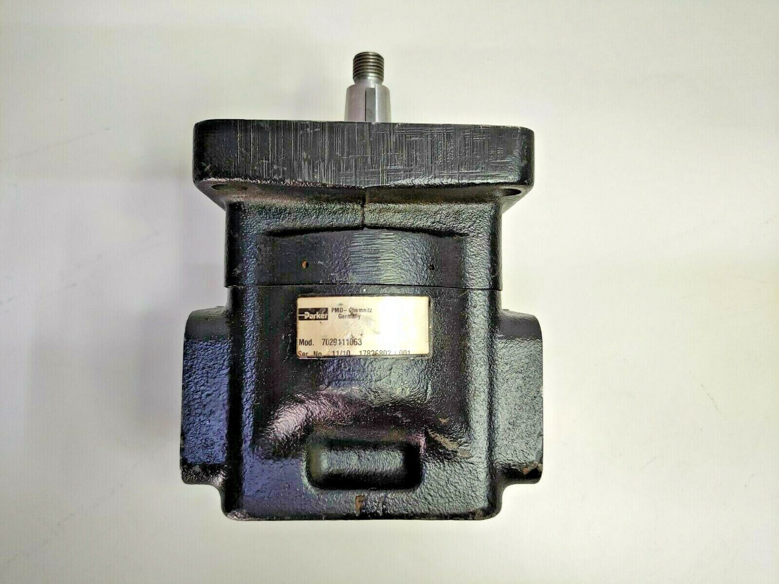 Parker 7029111063 Model: PGP620A0330CT1D7NE8E6B1B1 Hydraulic gear Pump - NEW