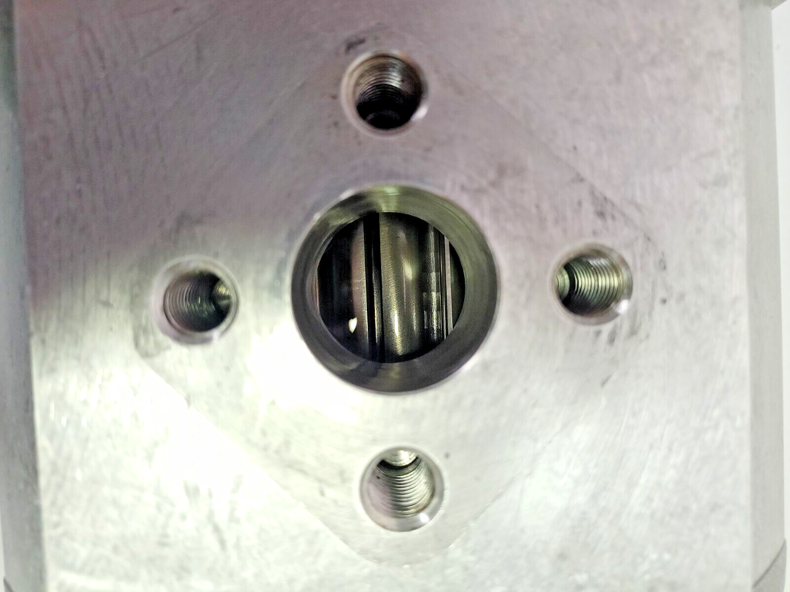 Sundstrand TAP 22-90/44 D C0 01/9L Hydraulic Gear Pump - Pressure Tested