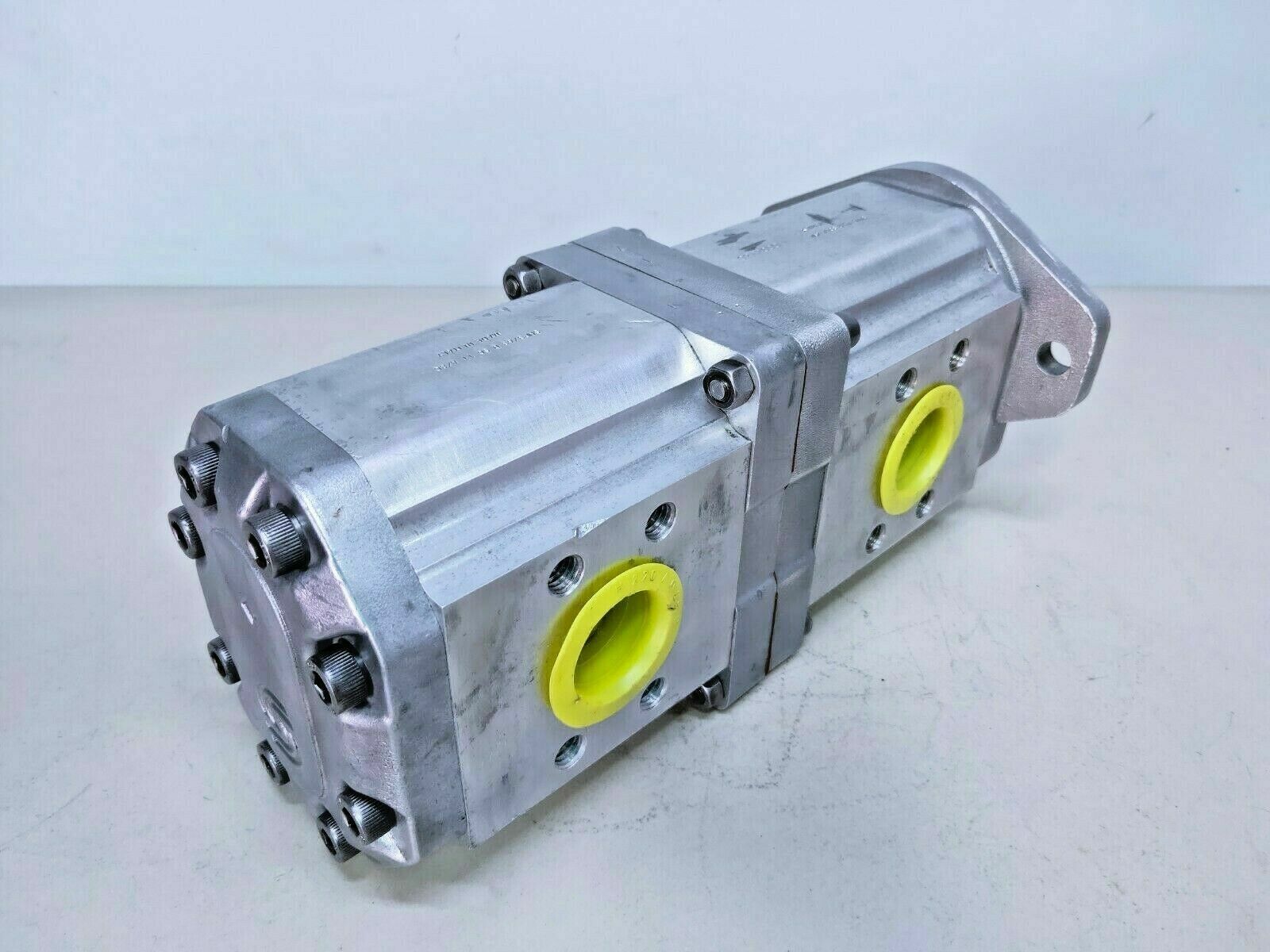 Sundstrand SNP375 D SC479H with SNP363 D SC11 A8C Hydraulic gear pump