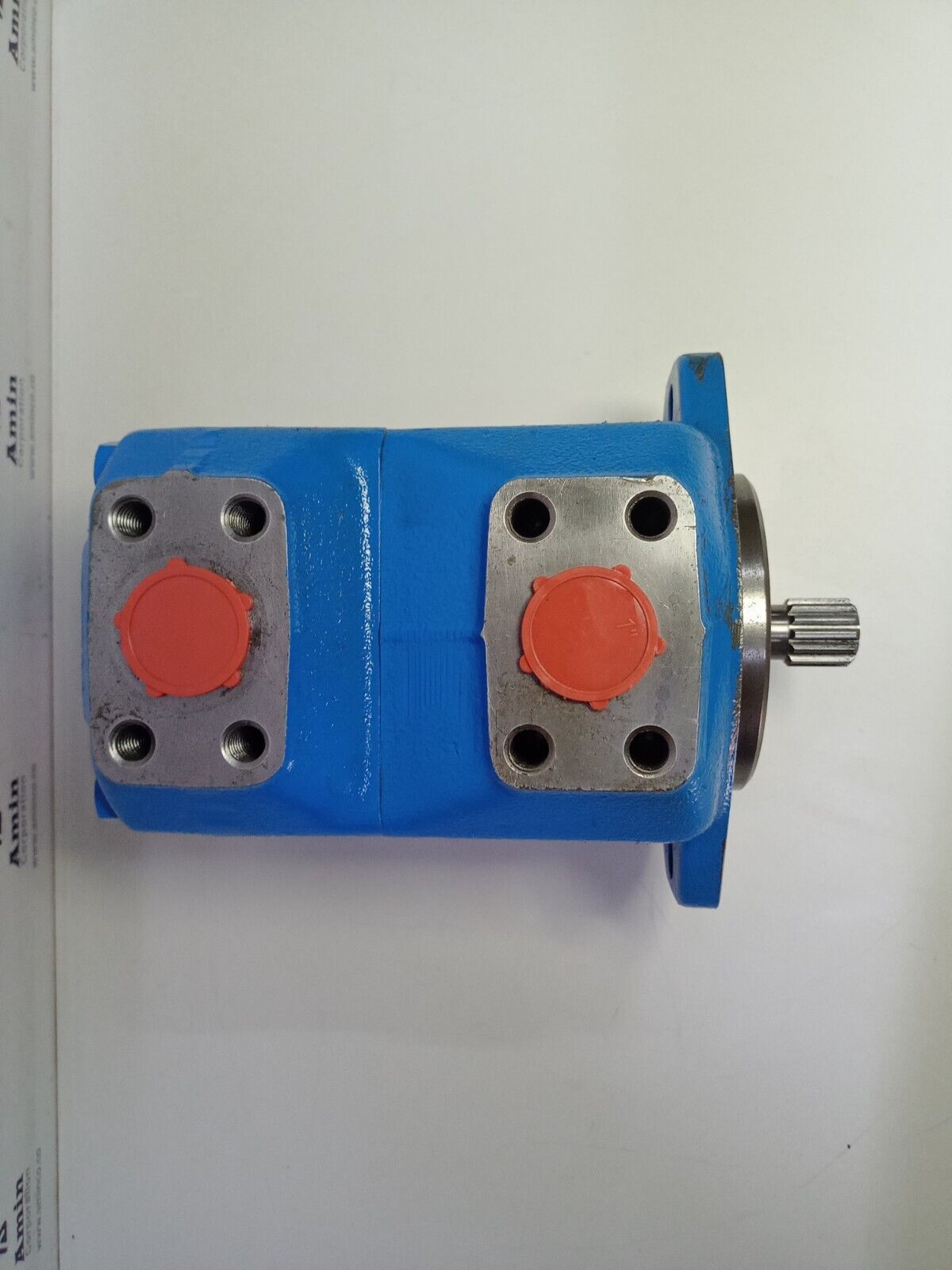 Vickers 25M42A-11C20-JA-J Hydraulic vane Motor - Refurbished
