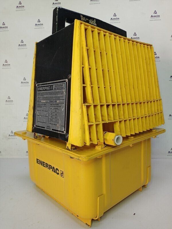 Enerpac PAM-1042 Air hydraulic pump 4/3 manual valve, 700bar/10,000psi - TESTED