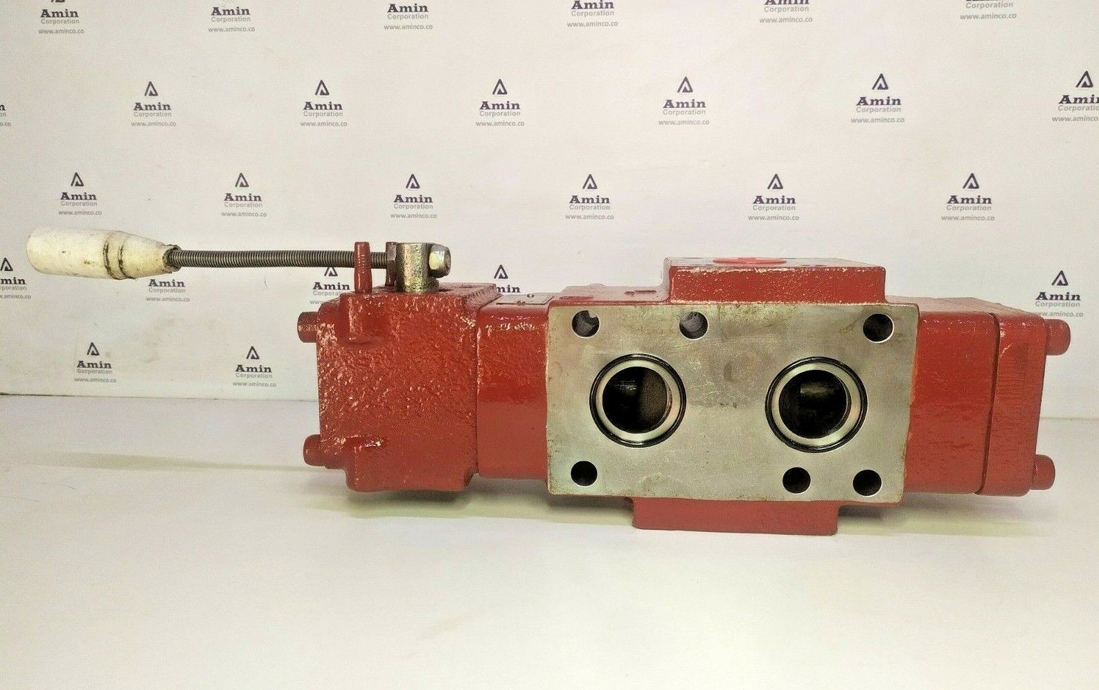 KPM Kawasaki KWV42SM-30-PA30-FX Hydraulic valve