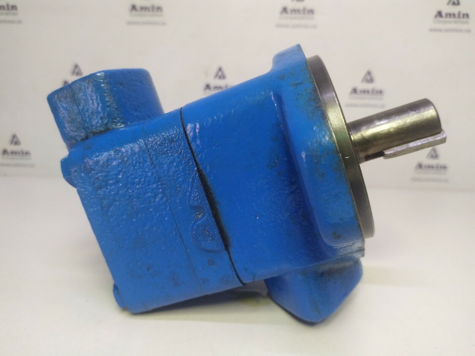 Vickers V10 1B3B 1A 20 Hydraulic vane pump - TESTED