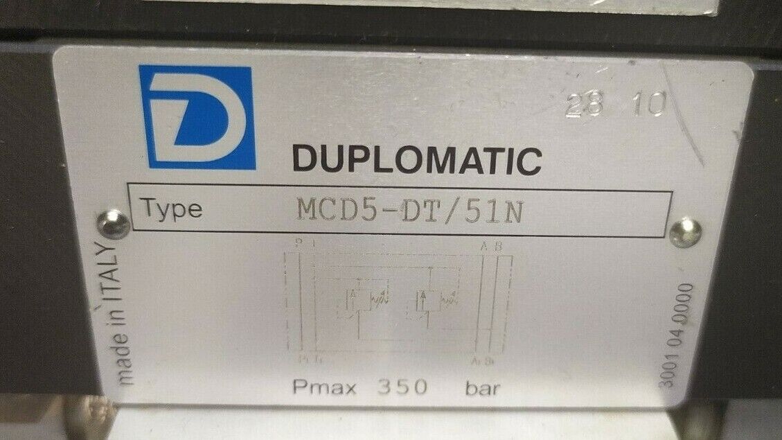 Duplomatic MRQA-6/1/M/C/42 w/ PIASTRA MRQA/C w/ MCD5-DT/51N