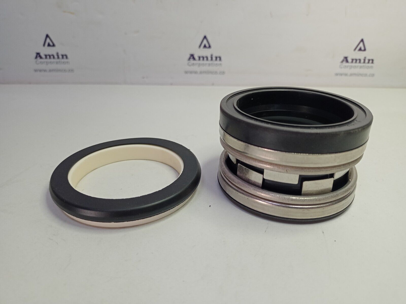 John Crane Type 2100 Heavy duty Elastomer bellow 0500-S Mechanical seal