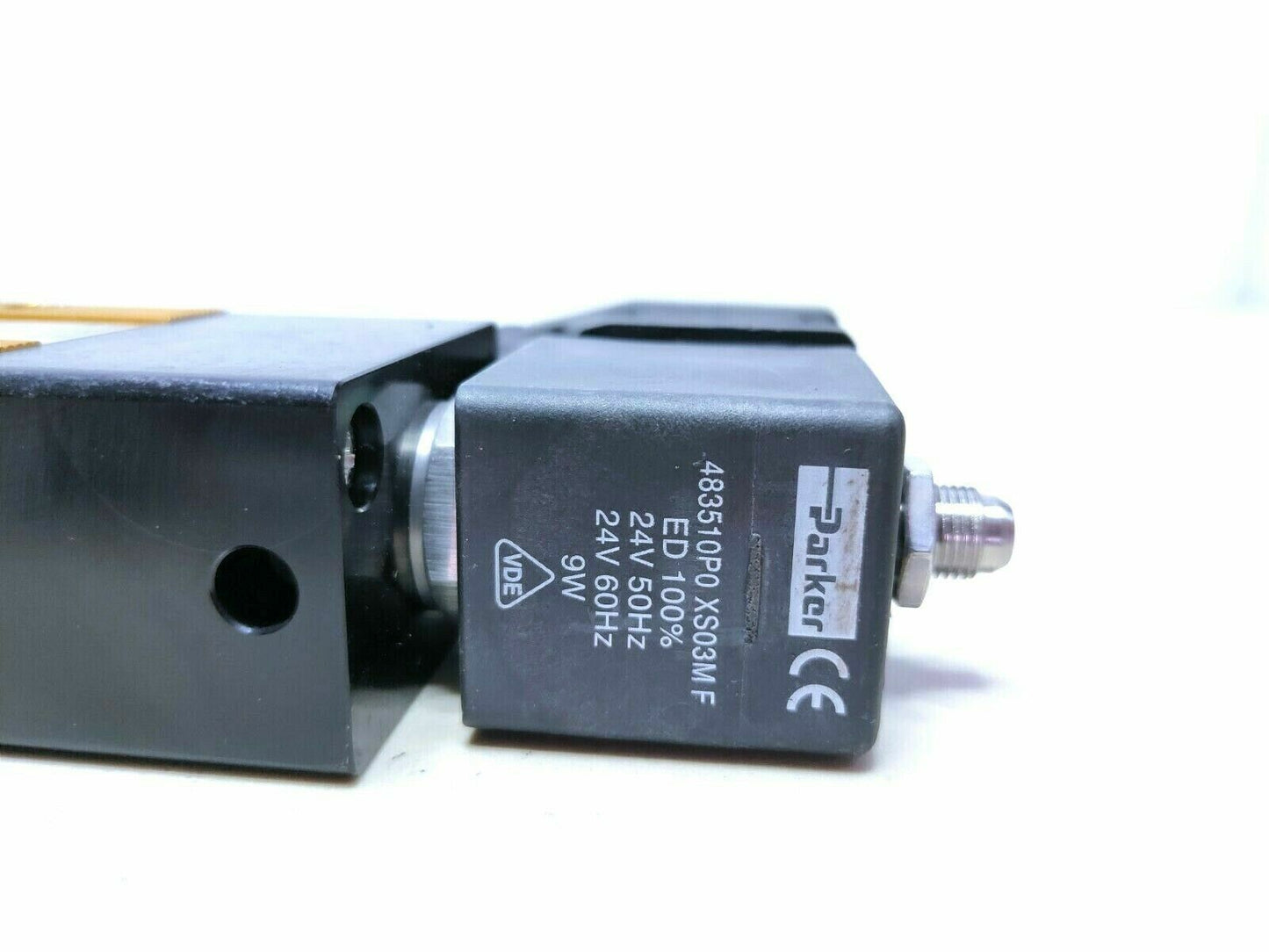 Parker Lucifer 7341PAG2NNM0 valve with 483510P0 XS03MF 24VDC 50/60 Hz 9W Coil