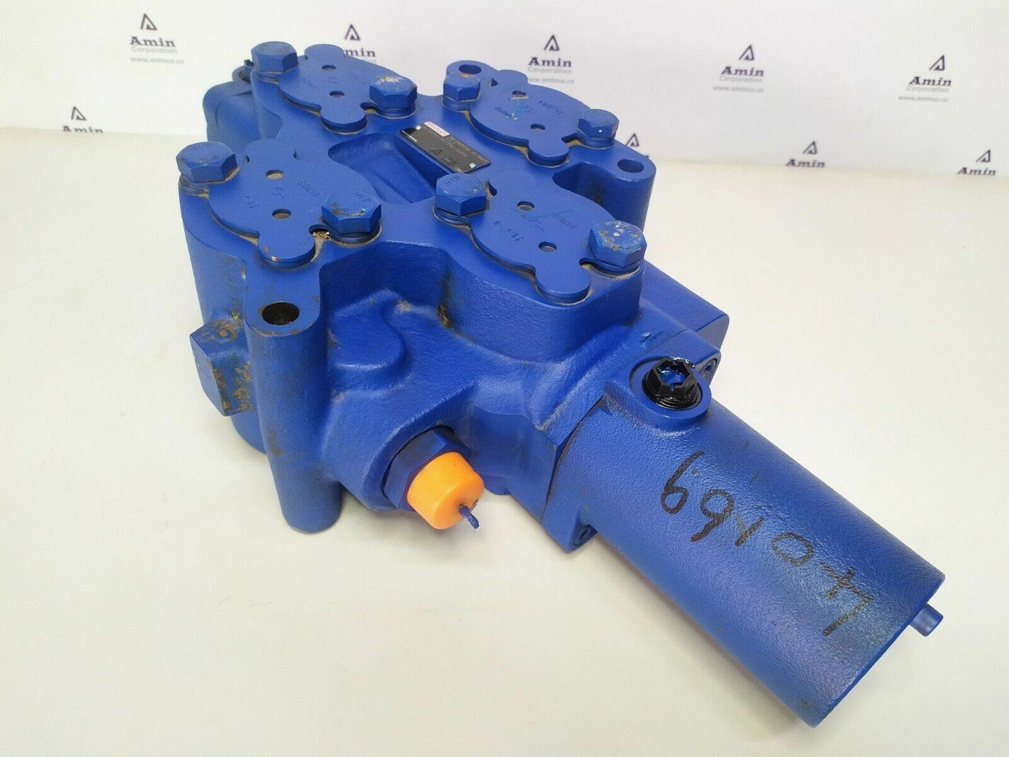 Rexroth MO-4894-00/1MO-32PH, R900922345 Hydraulic control block - NEW UNUSED