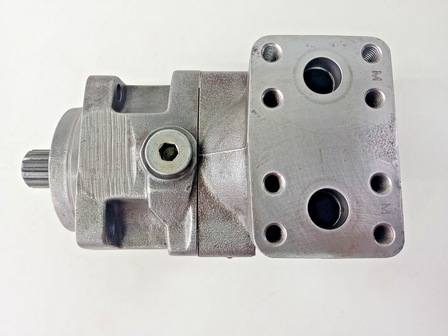 Parker F12-030-MF-IH-D-000-000-0 Hydraulic Motor Part No.: 3799843 - Refurbished