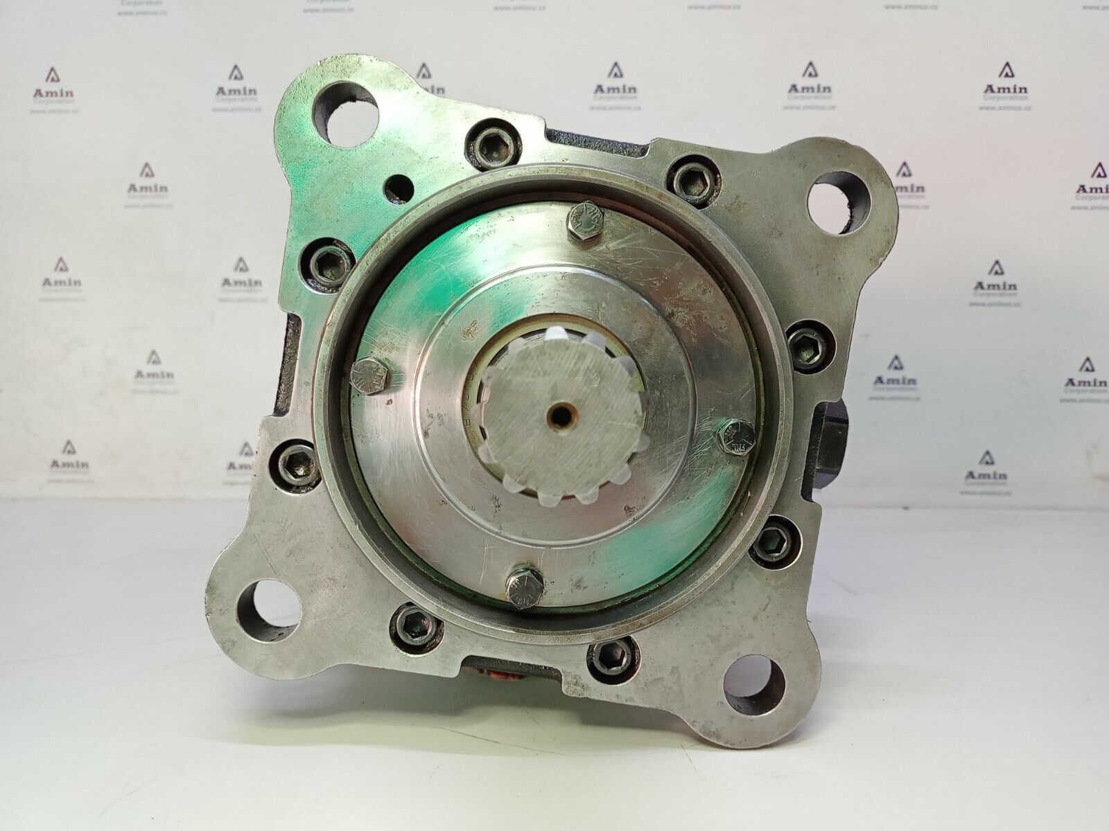 Flodraulic/Dynapower S-1698289, 10339261-001 Hydraulic motor 6 in3/rev. 6000psi