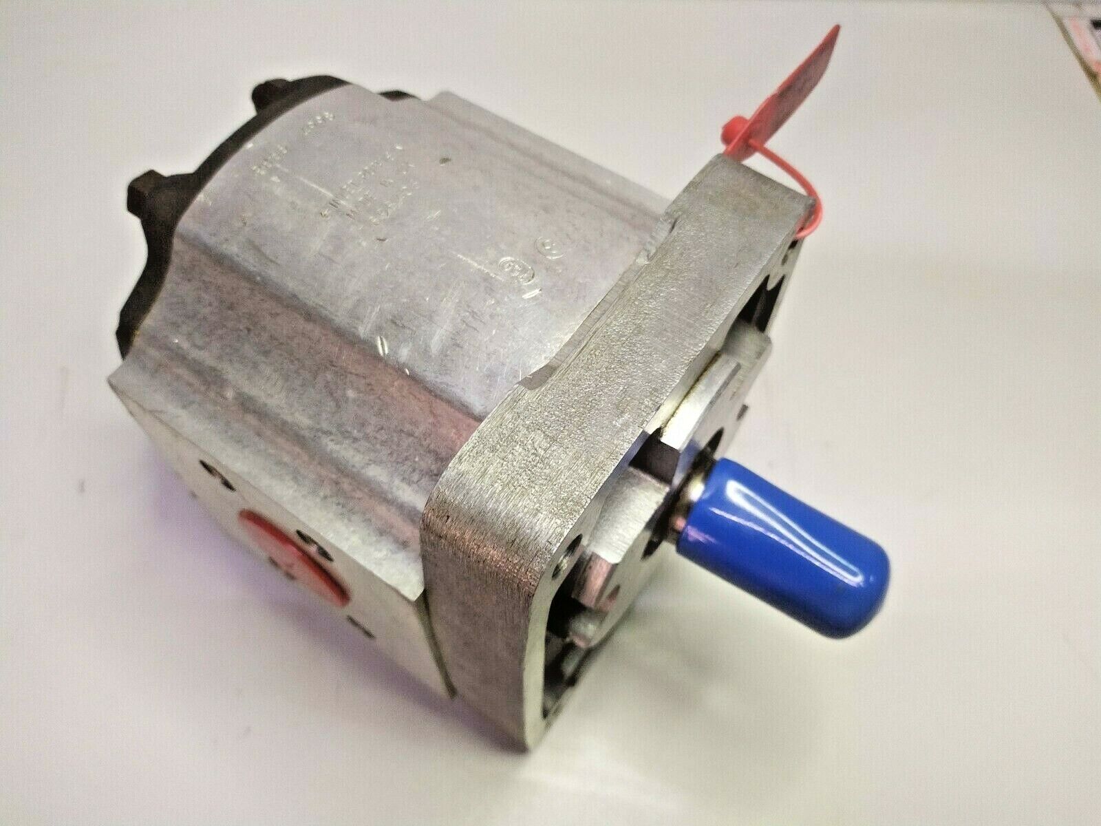 Ultra 2866 4998 Hydraulic gear pump - TESTED PUMP