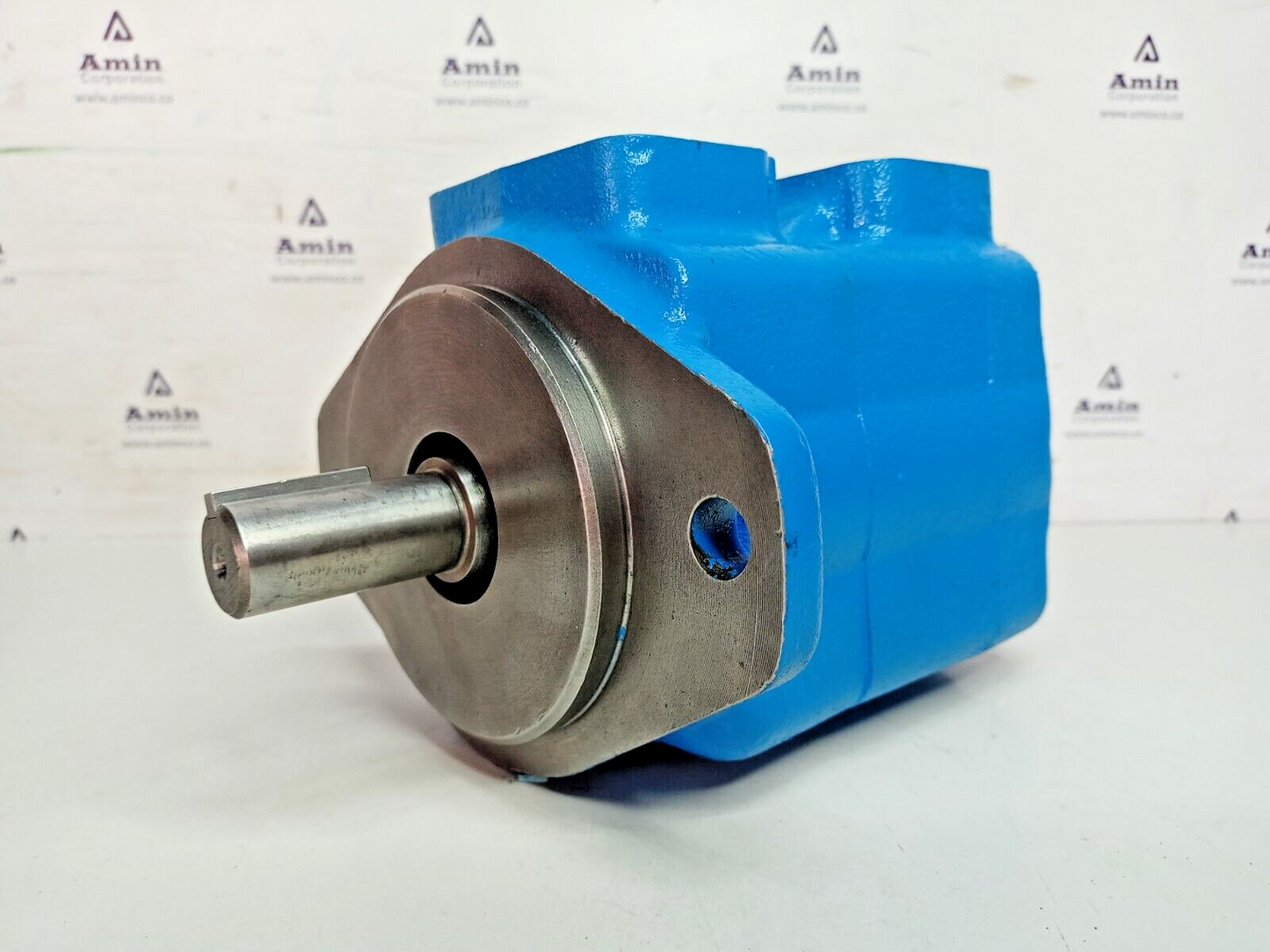 Vickers 25V12A 1C22R Hydraulic vane pump - NEW