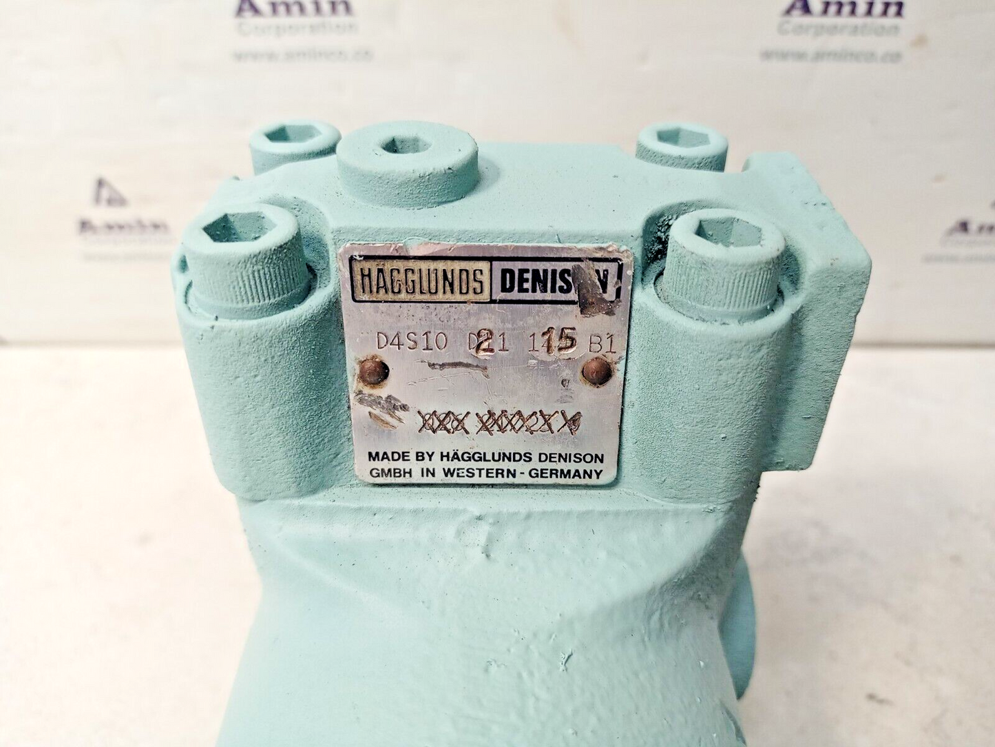 Hagglunds Denison D4S10 D21 115 B1 Directional seat valve