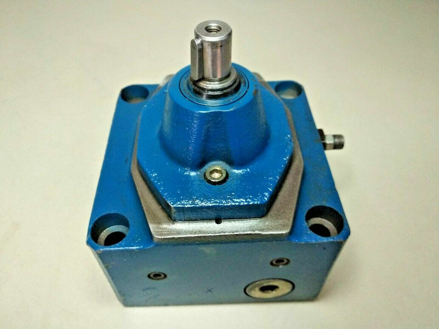 Rexroth 3 FRM 16-2460LD 3-Way Directional Flow Control Valve - NEW