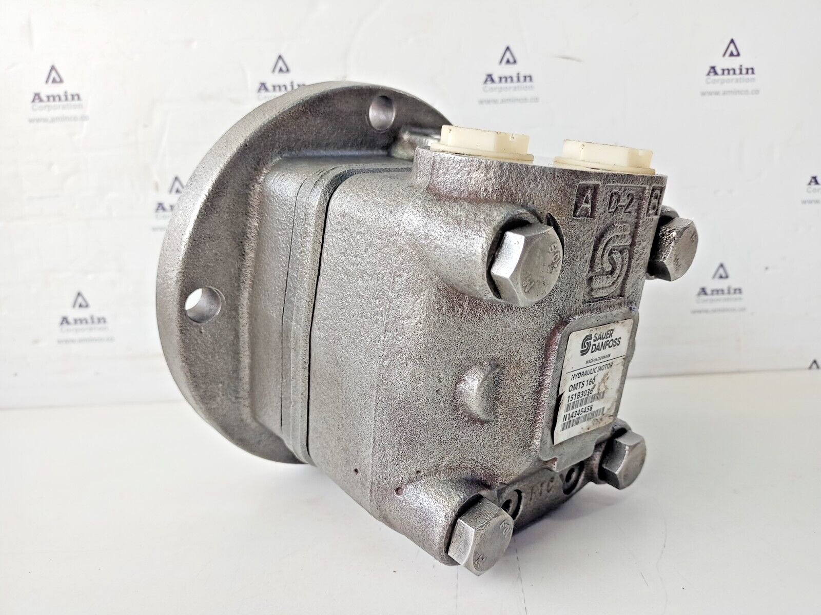 Sauer Danfoss OMTS 160 Hydraulic motor 151B3036 - NEW (Free Expedited fast ship)