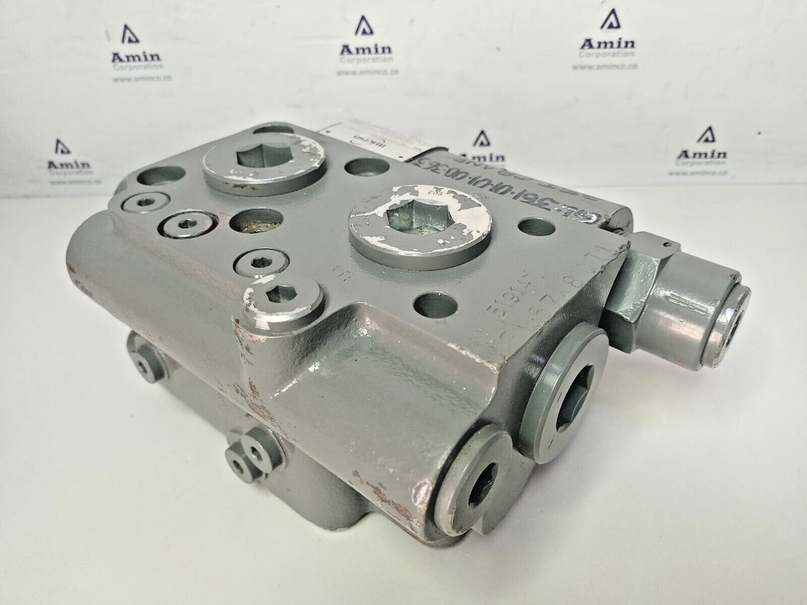 Micron Eagle Type: 502 25 03 05, R909068654 Hydraulic block For 25 Ton crane