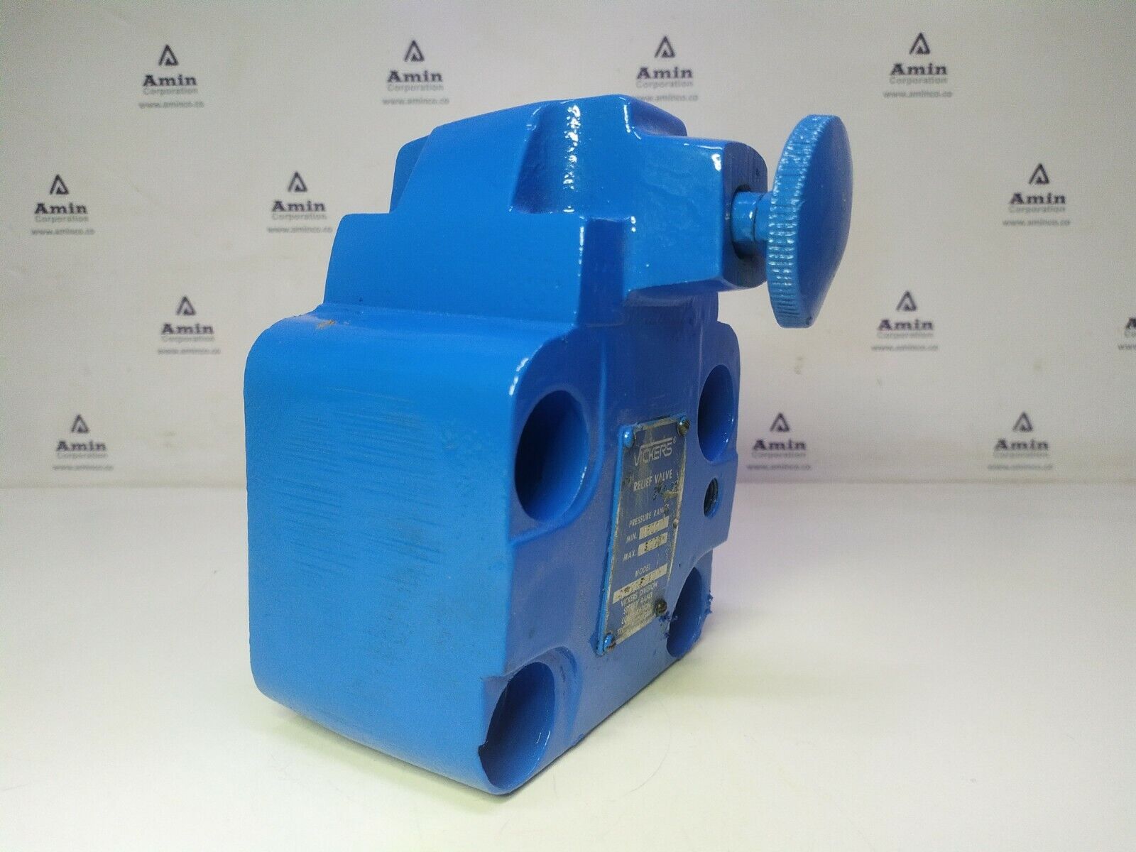 Vickers CG 10 F 20 Pressure Relief valve Range: 1500-3000 psi max.