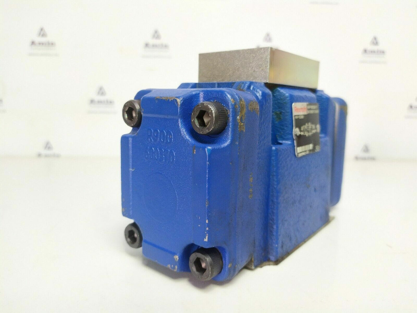 Rexroth R900538177 , 4WH10Q45/ Directional control valve - NEW