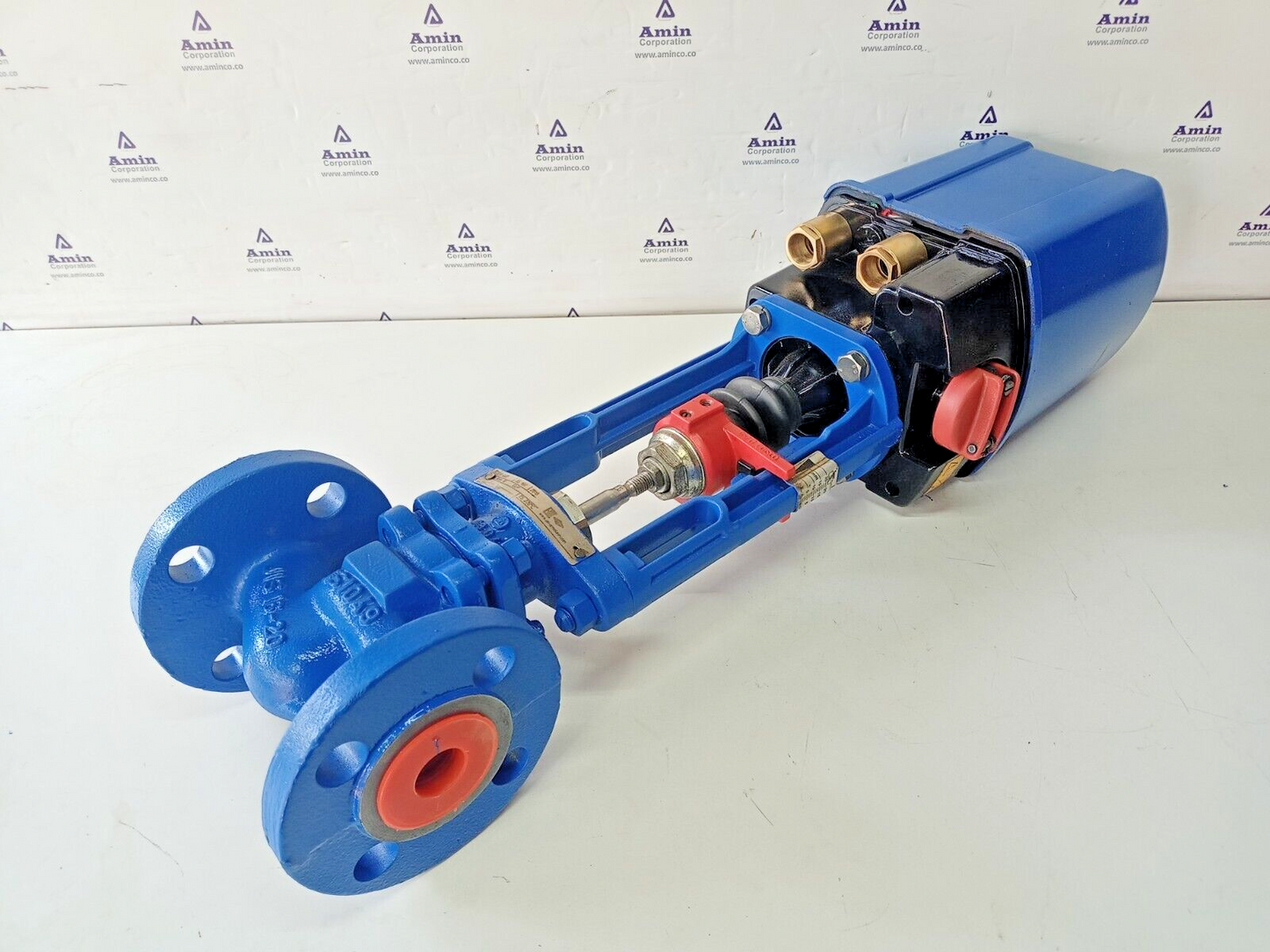 Ari-armaturen ARI-PREMIO 2,2 kN Electric Thrust Actuator STEVI 440 Kvs 10 GLP