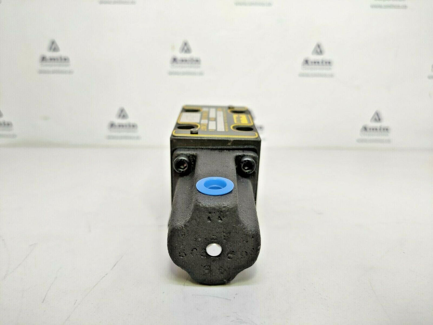 Parker D1VA1HN Directional control valve - NEW