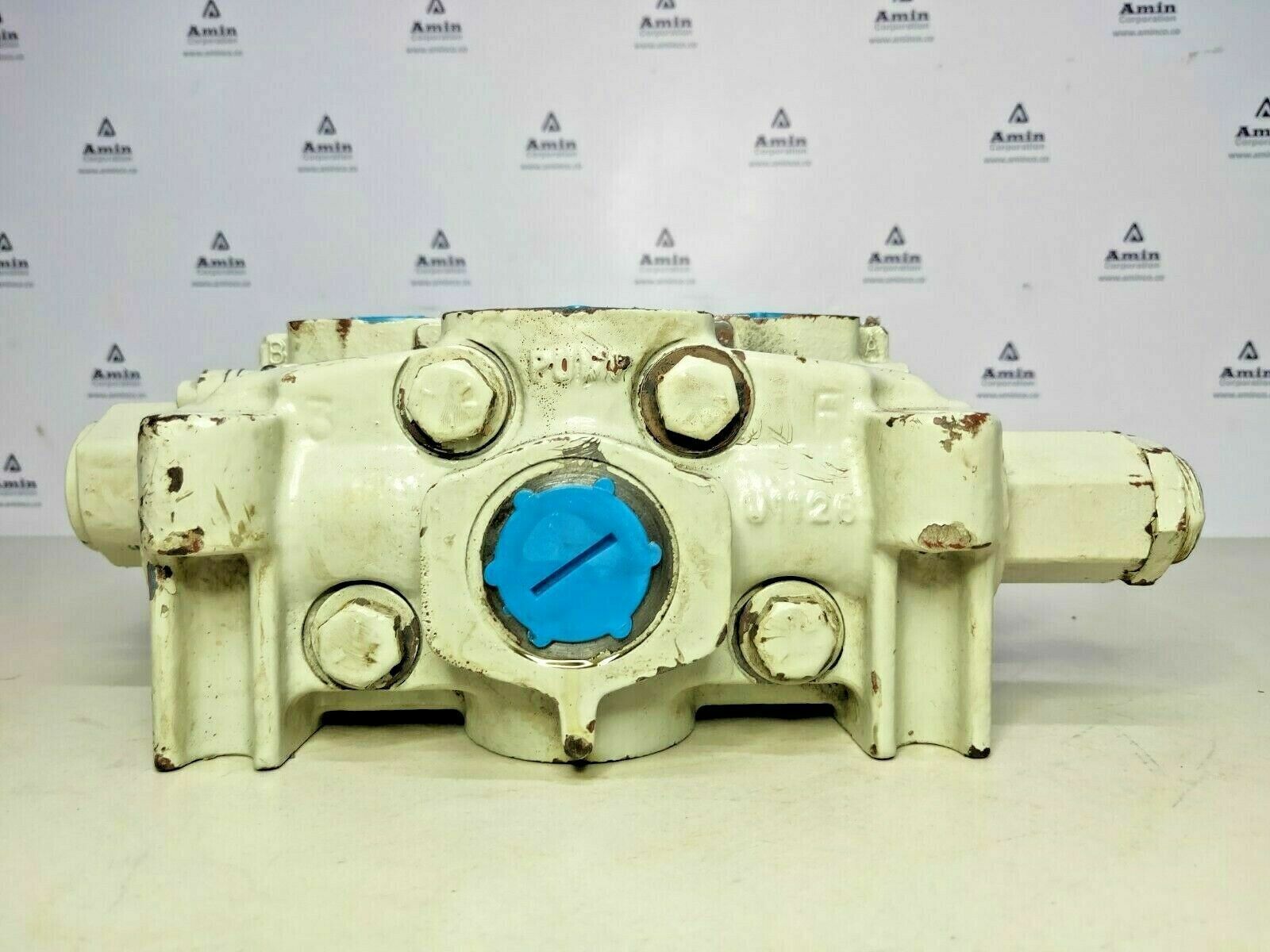 Parker Commercial hydraulics DVA35 Hydraulic control valve S/n: 115244813