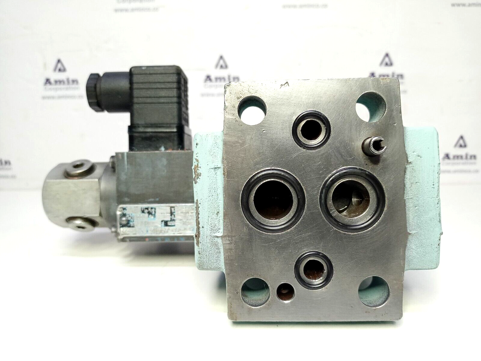 Denison VP01-50-0Q-A1 with R4V 03 593 12 P1 - NEW fast shipping