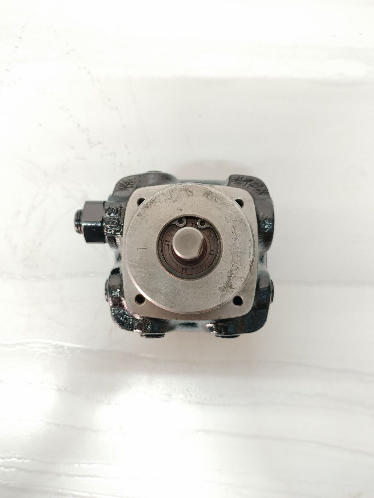 Nippon Oil pump GFH-V3S-MU Oil pump - NEW Free shipping