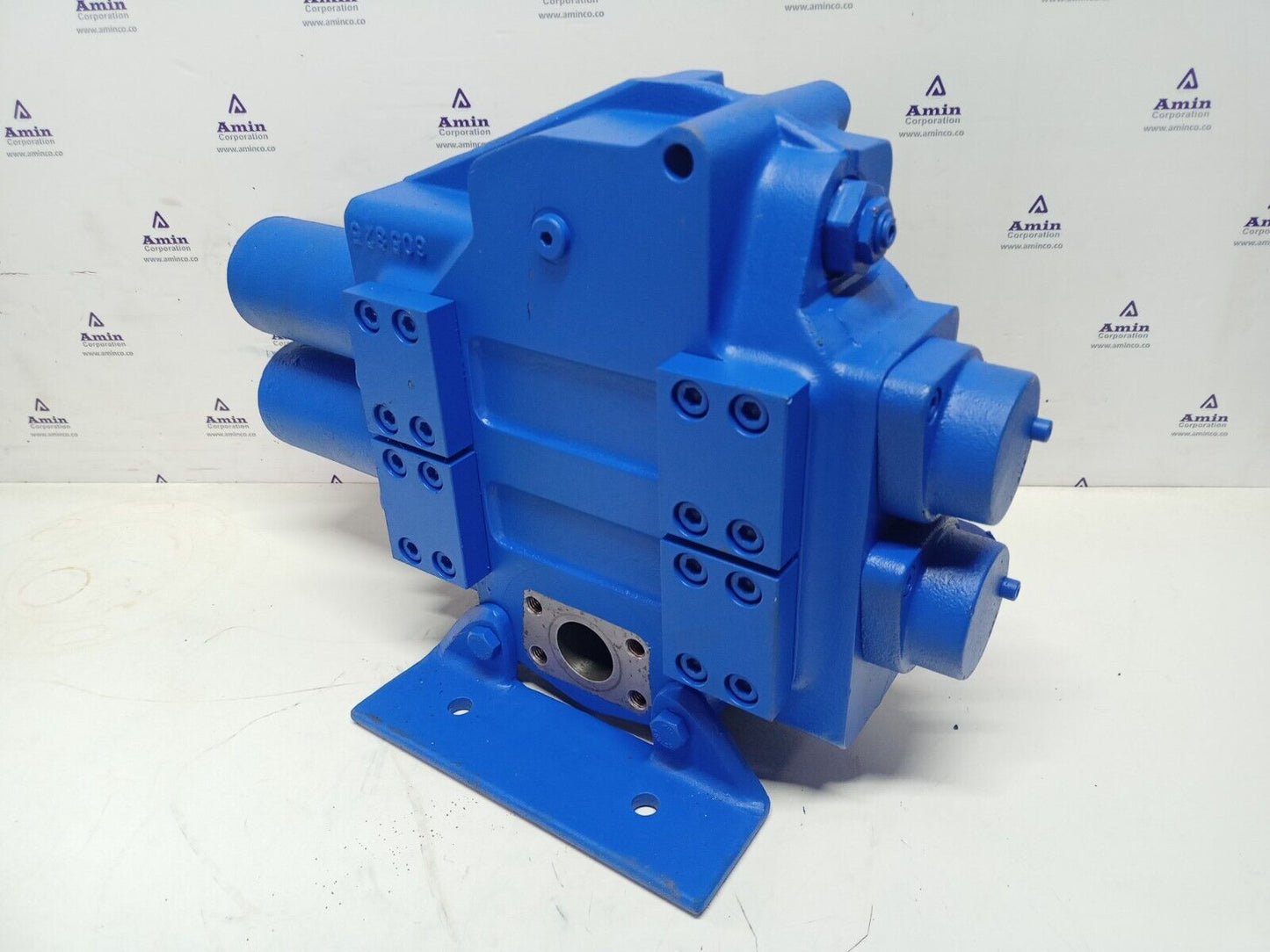 Rexroth MO-5020-01/2MO-32PHVCM11-M12, R900249187 Hydraulic control block #2