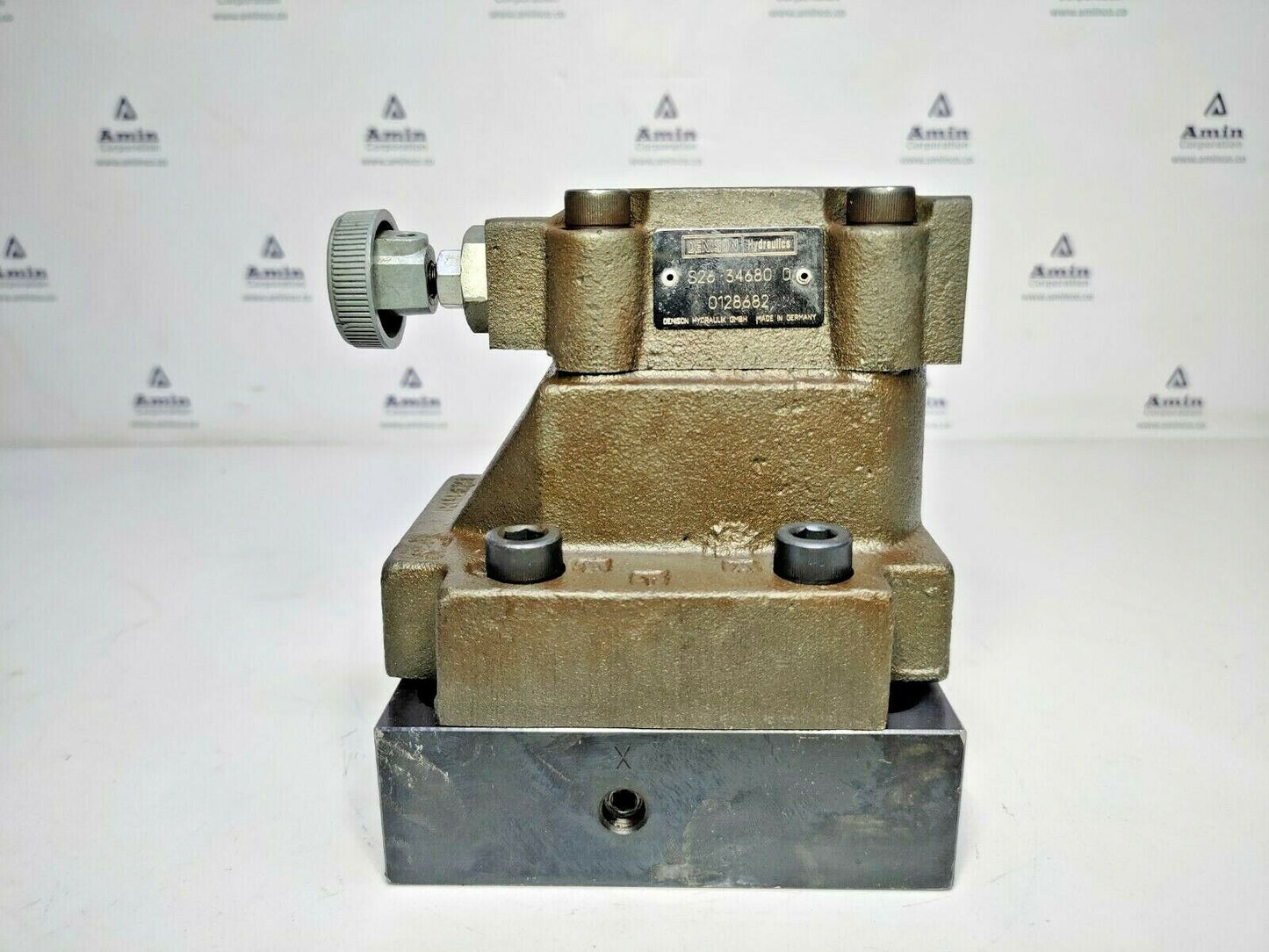 Denison Hydraulics R4V06-533-10-A1 Pressure Relief valve S26-34680-0 - NEW