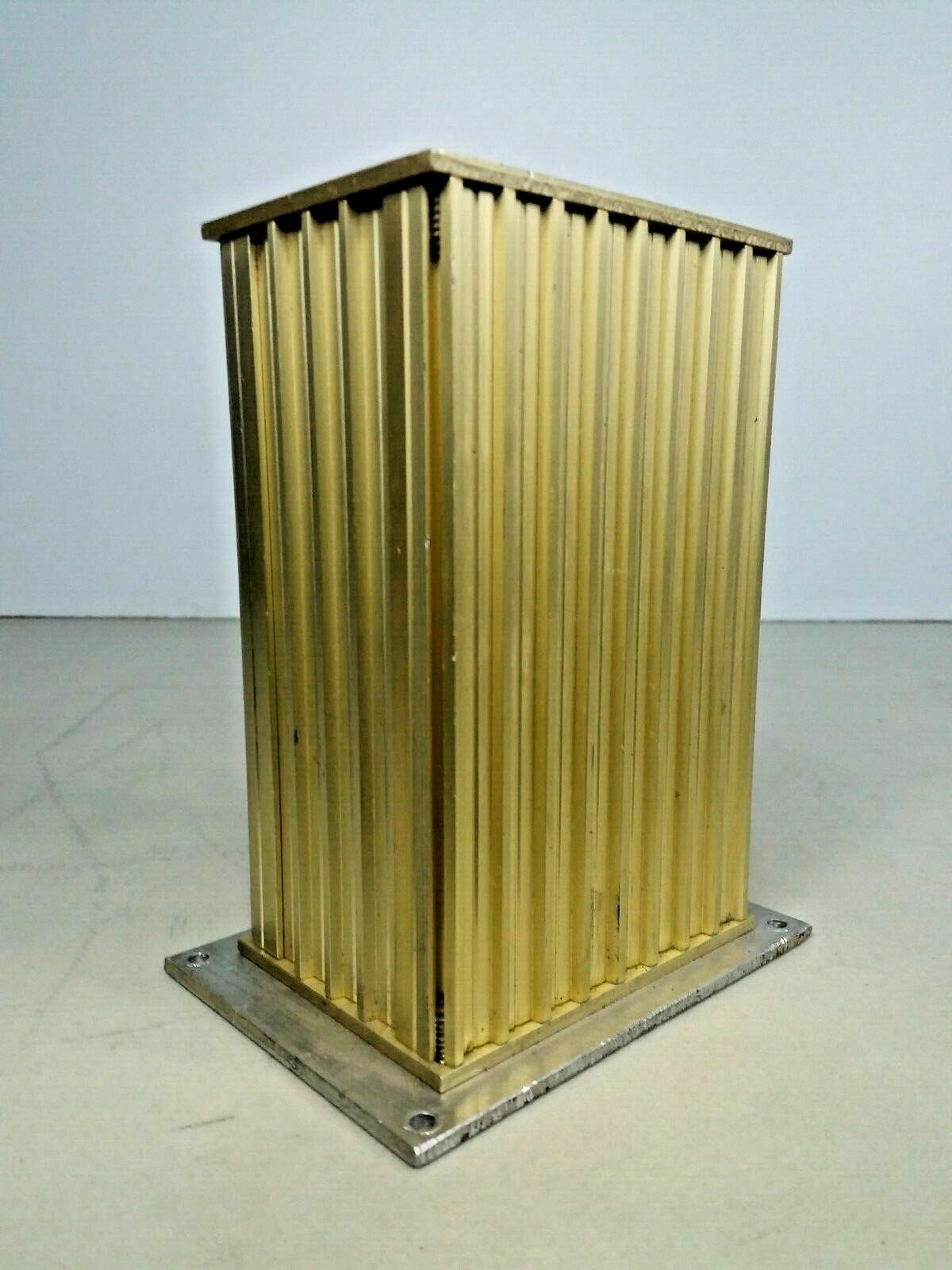 Polyamp AB PC30B15S15 DC -DC Converter 20-60v input 15-15v output