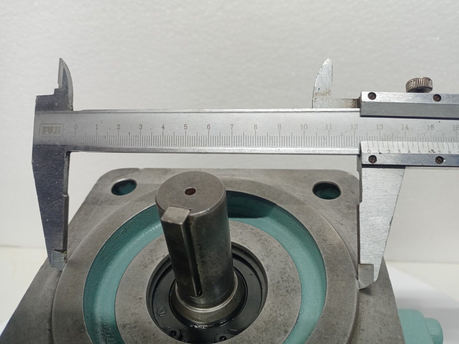 Rexroth 0513500101 Hydraulic Vane pump 0513R15A7FPV30EM7FY7 - PRESSURE TESTED