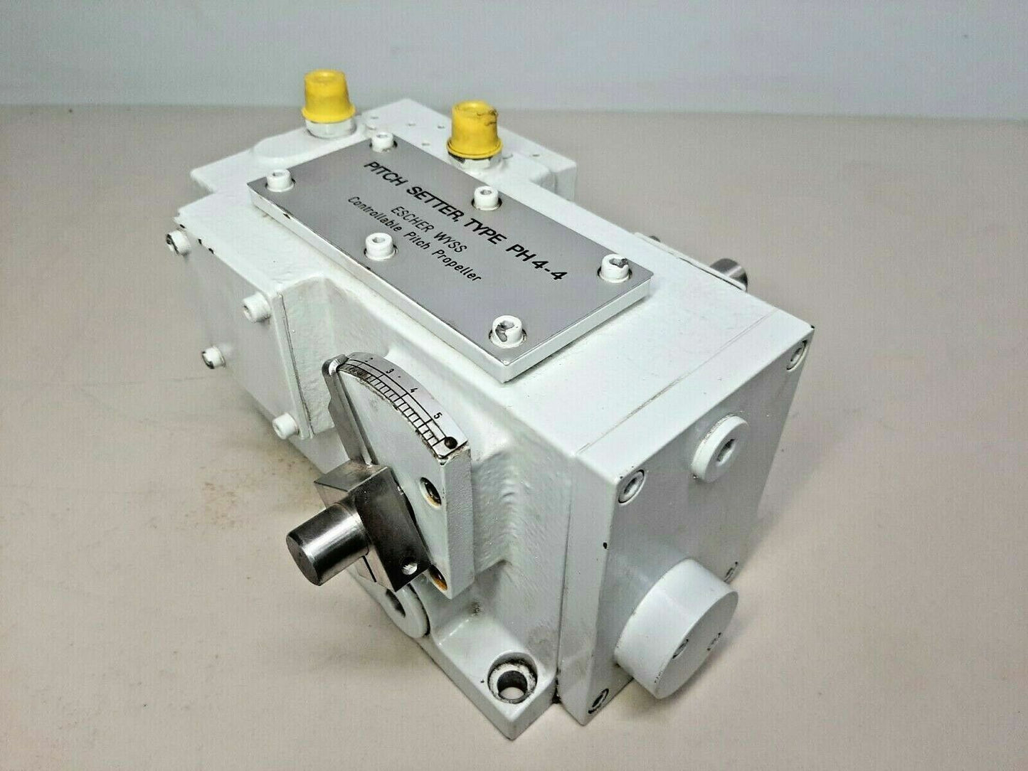 Pitch setter Type: PH4-4 Escher Wyss Controllable pitch propeller - NEW