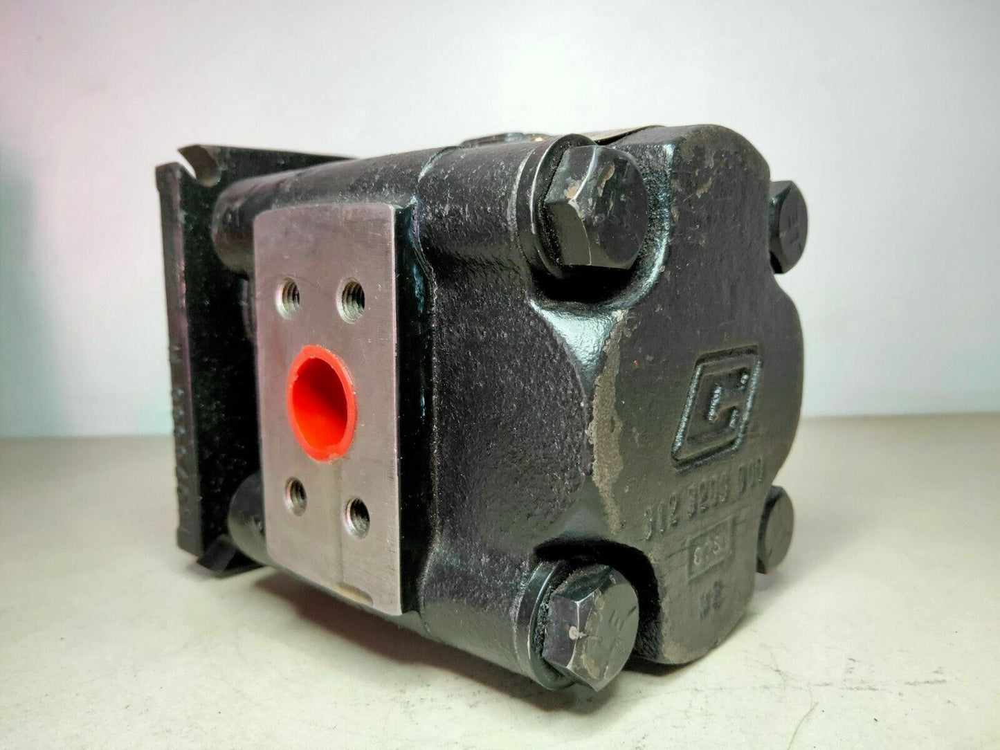 Parker Hydraulics 45-312 9610 414-002 Hydraulic gear Pump - NEW