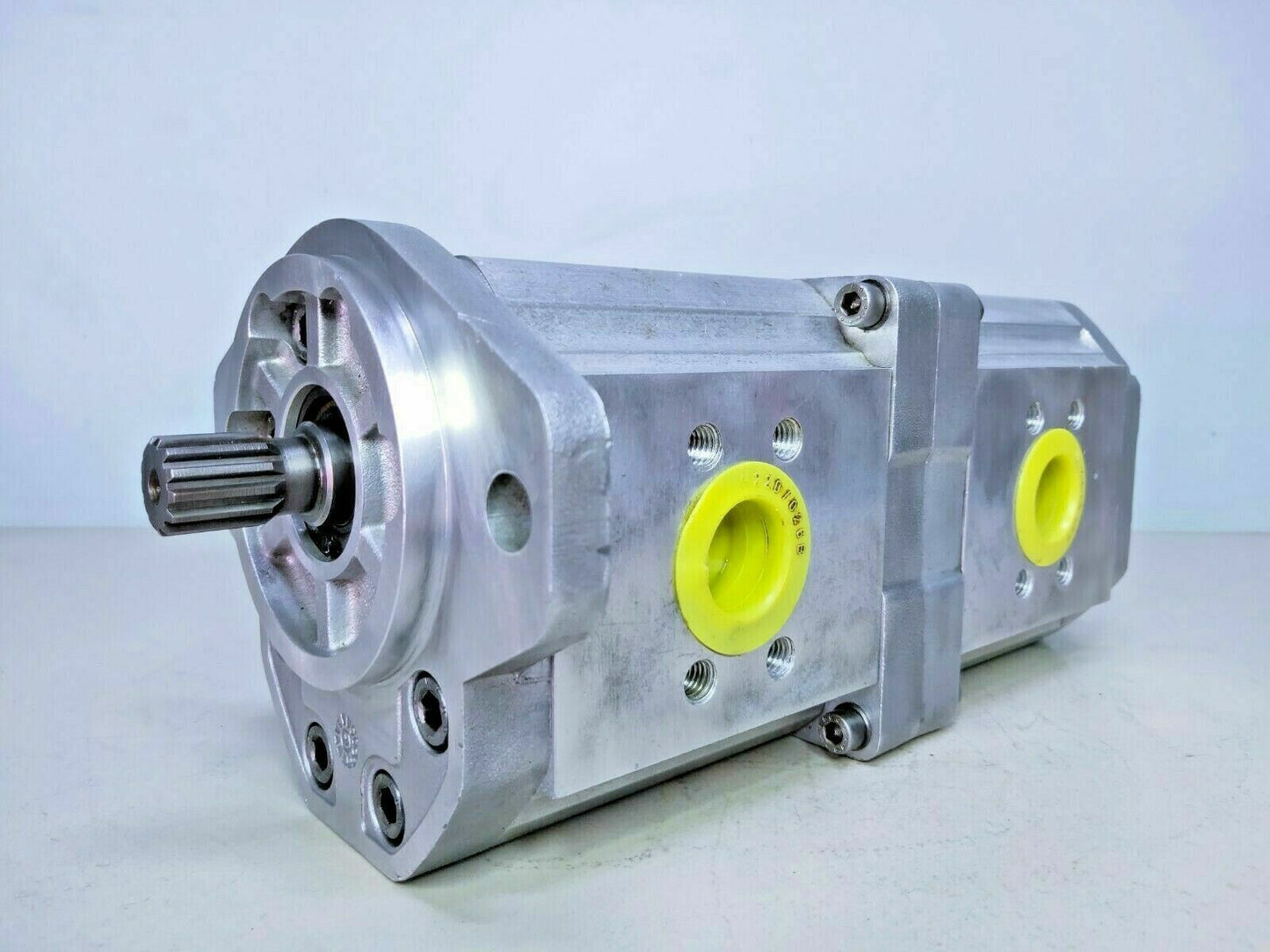 Sundstrand SNP375 D SC479H with SNP363 D SC11 A8C Hydraulic gear pump