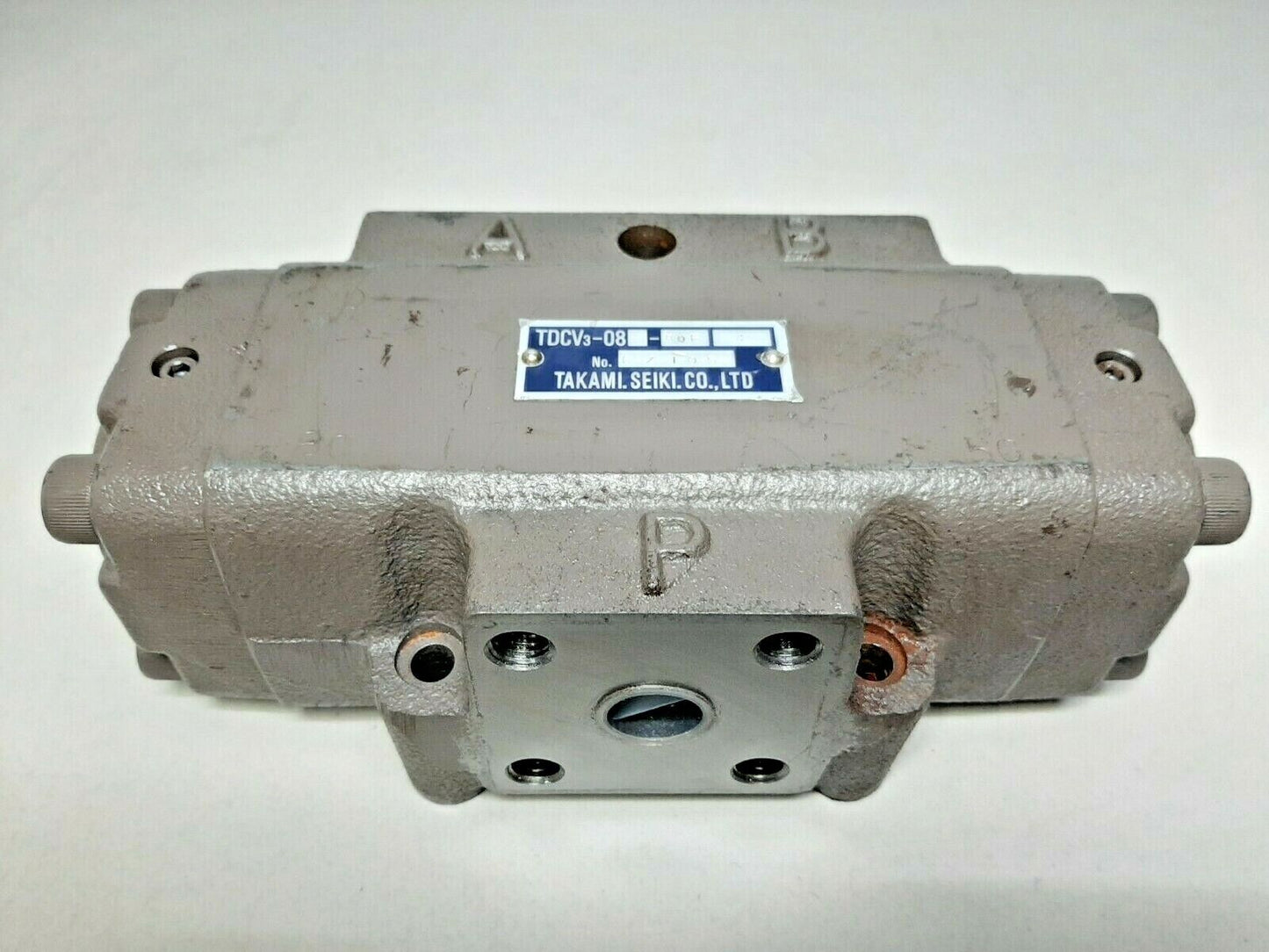 Takami Seiki TDCV3-08-80F DE CO Valve - NEW