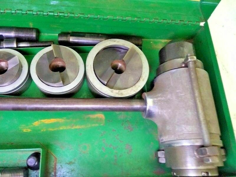 Greenlee 1904 Ratchet Knockout Punch Driver Set Kit