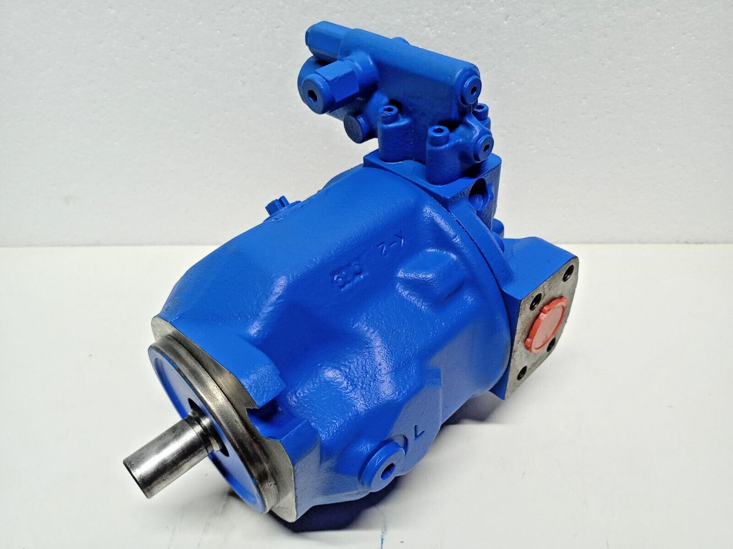 Rexroth A A10VS0 28 Axial piston variable pump - Refurbished and tested