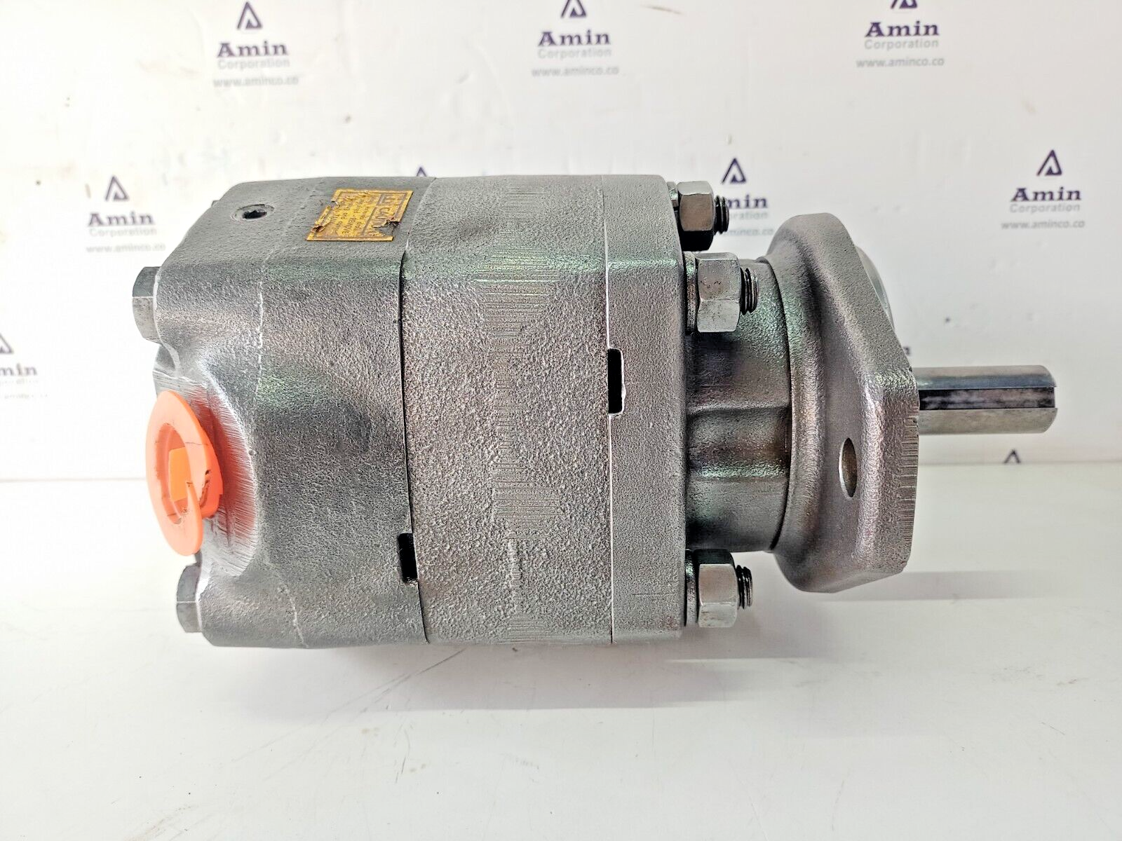 Parker M2A33912T20NB High speed hydraulic motor M2-series hydraulic motor