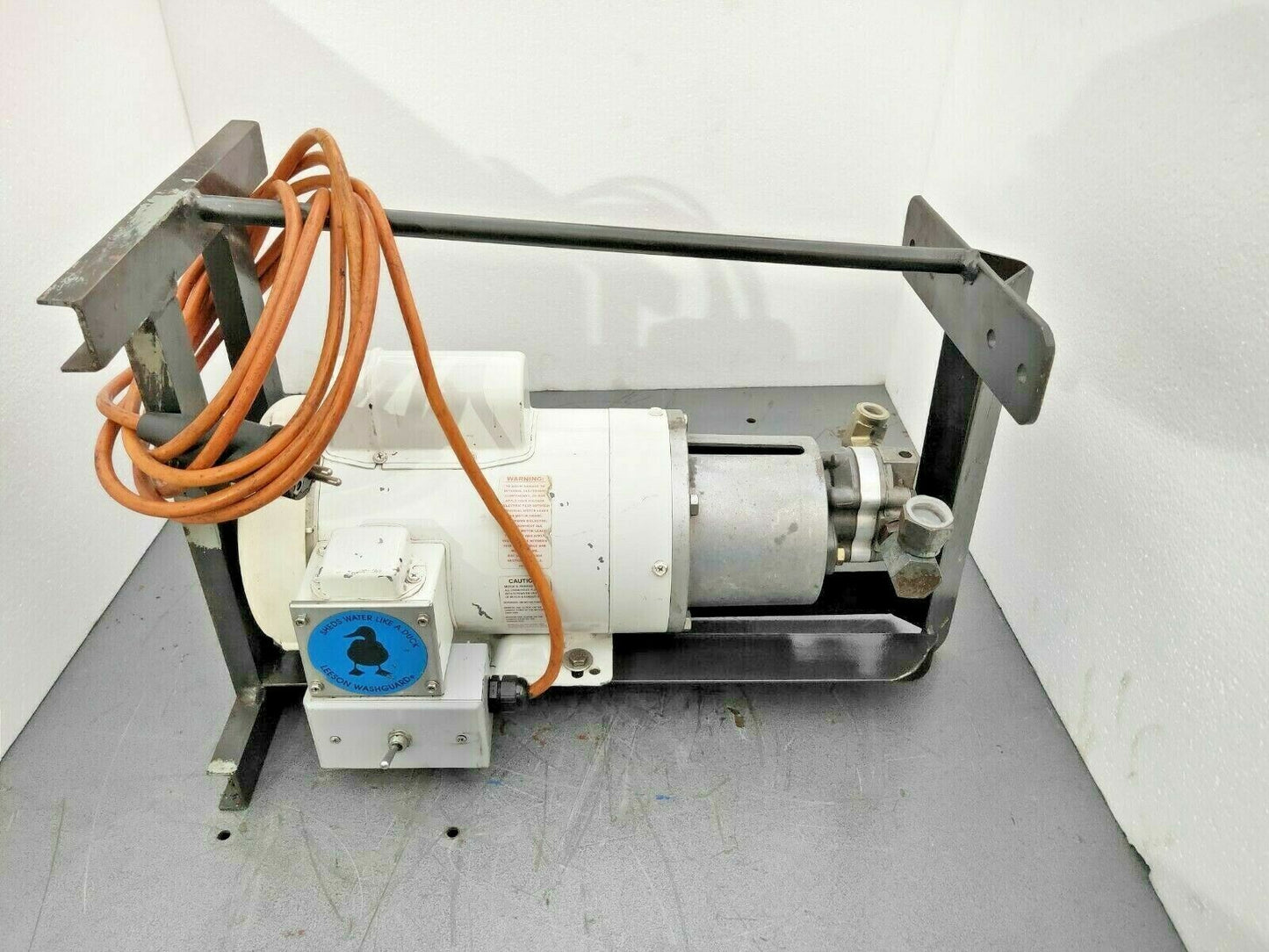 PARKER D14AA2A Hydraulic pump with LEESON 113300.00 Electric motor 1.5 HP